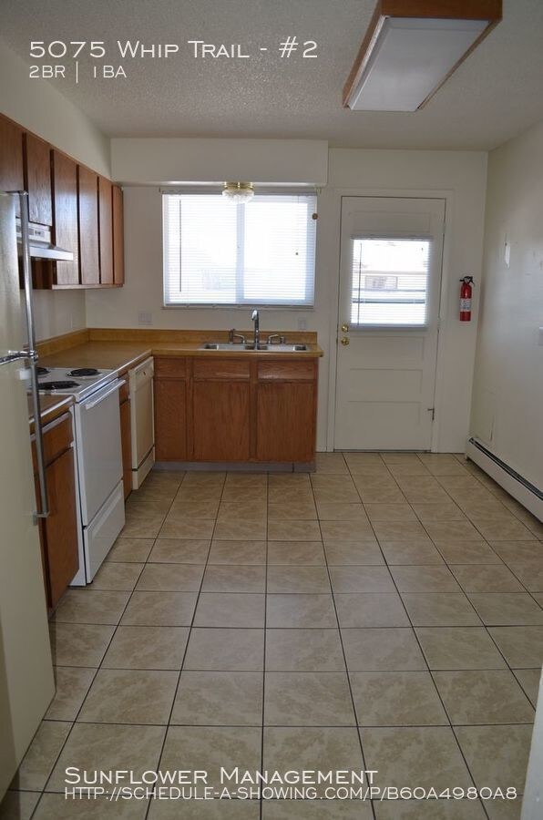 Building Photo - 2 Bed in Village 7 Neighborhood