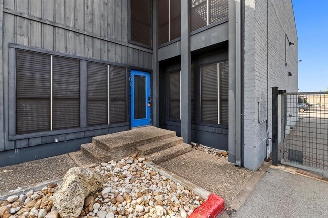 Foto del edificio - 909 Reinli St
