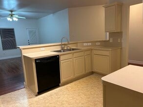 Building Photo - 12618 Roxdale Ridge Dr