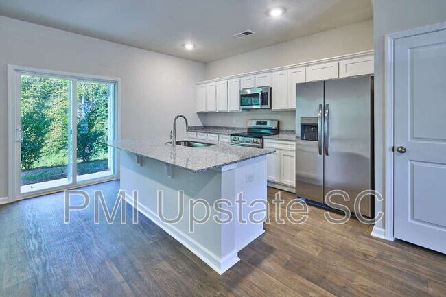Foto del edificio - 103 Pendleton Place Way