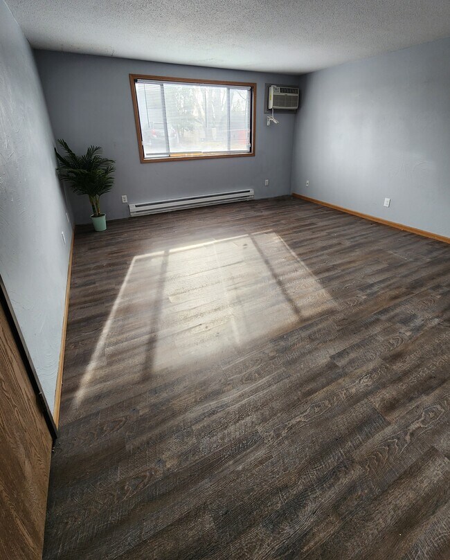 Foto del edificio - 3190 8th St
