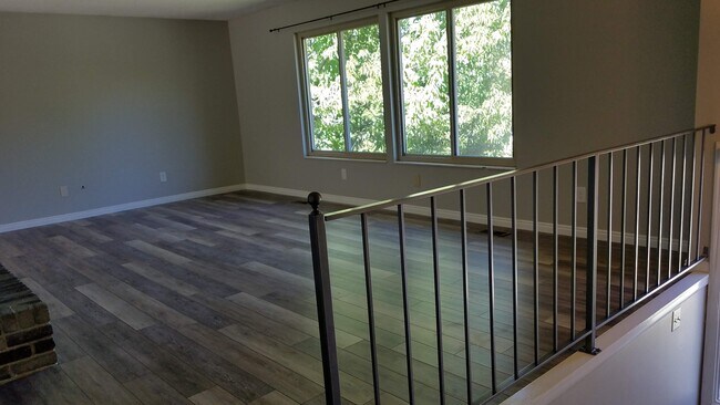 Building Photo - 2208 Aspenwood Way