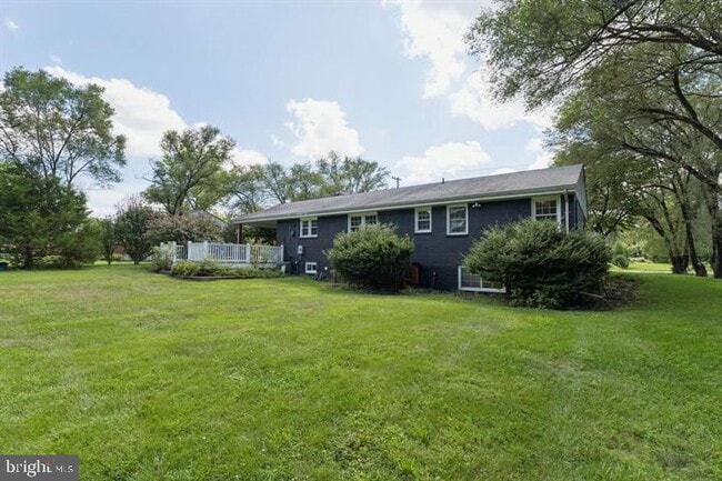Building Photo - 5521 Montgomery Rd