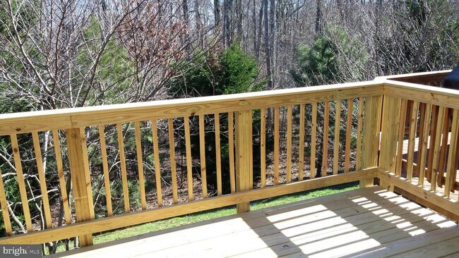 Building Photo - 15829 Bobolink Dr