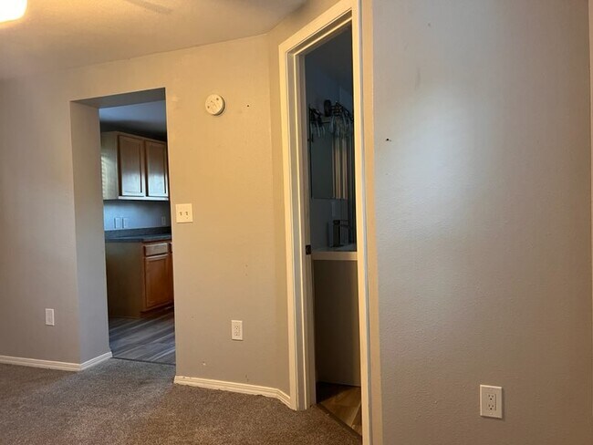 Building Photo - 4670 Pennsylvania St