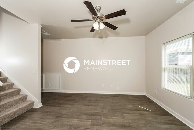 Foto del edificio - 3 Bedroom Pet-Friendly Home in McCalla, AL with Main Street Renewal