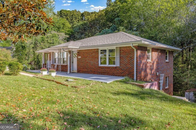 Foto del edificio - 4041 Fincher Dr