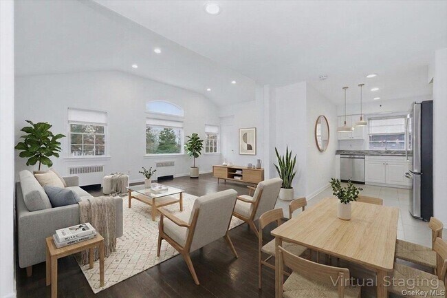 Foto del edificio - 98 Nassau Rd