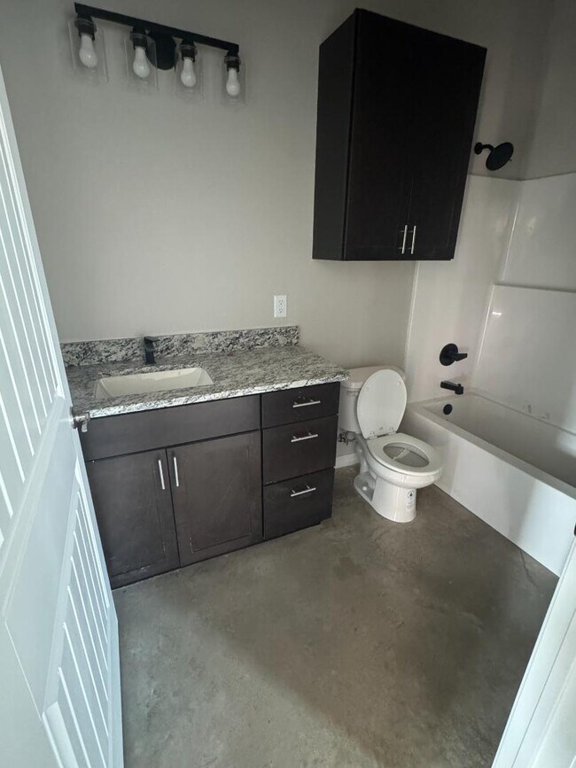 Foto del edificio - 700 West St