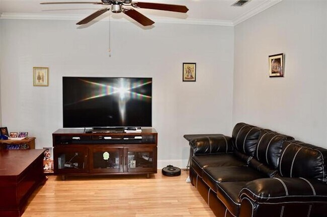 Foto del edificio - 5141 Avenham Ct