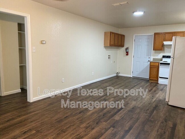 Foto del edificio - 1719 Short St