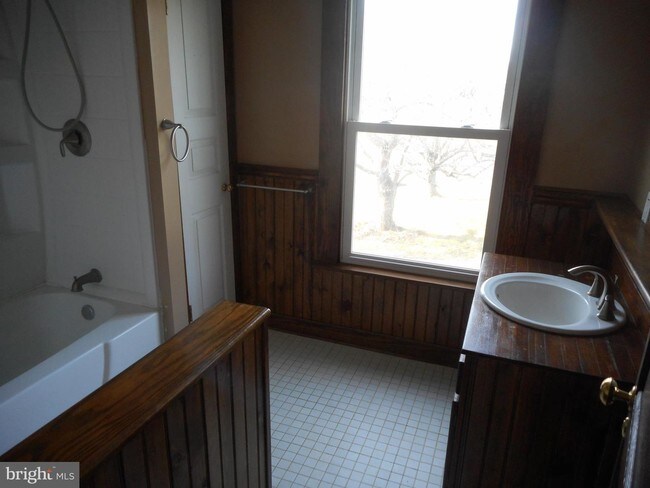 Building Photo - 1361 Bumpass Rd