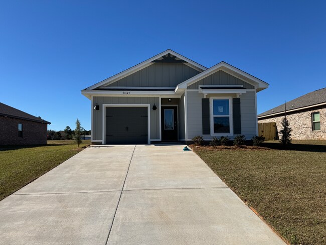 Foto del edificio - 13623 Logan Pl