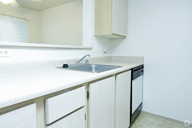 Building Photo - Aspen Creek Apartments