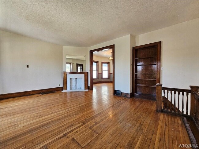 Foto del edificio - 891 Richmond Ave