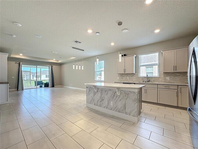 Foto del edificio - 2232 Bur Oak Blvd