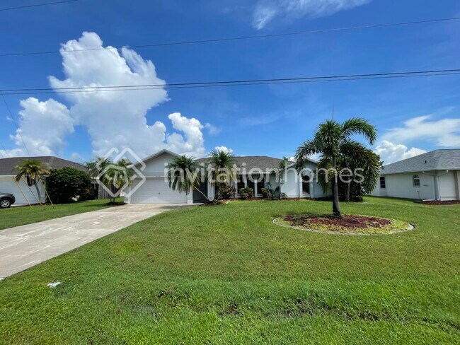 Building Photo - 26340 Asuncion Dr