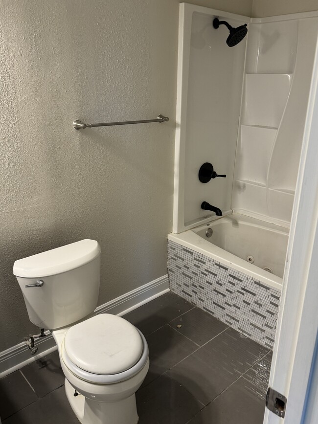 Building Photo - 7718 Reindeer St