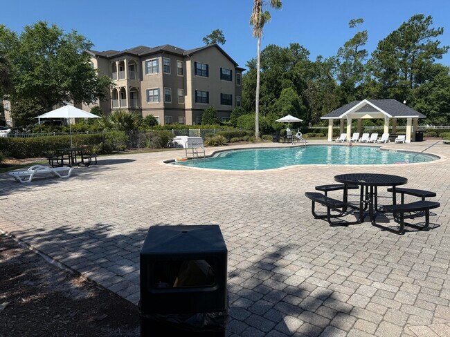 Foto del edificio - 4387 NW 48th St