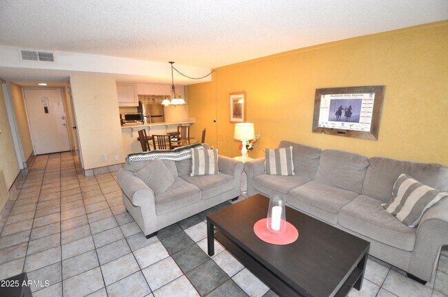 Foto del edificio - 3313 N 68th St