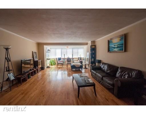 Building Photo - 8 Whittier Pl