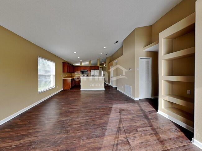 Foto del edificio - 6673 Bouganvillea Crescent Dr