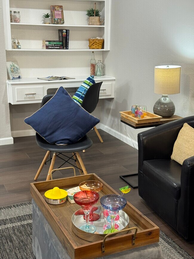 Foto del edificio - 4512 Amesbury Dr