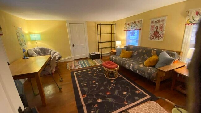 Foto del edificio - 174 Island Rd