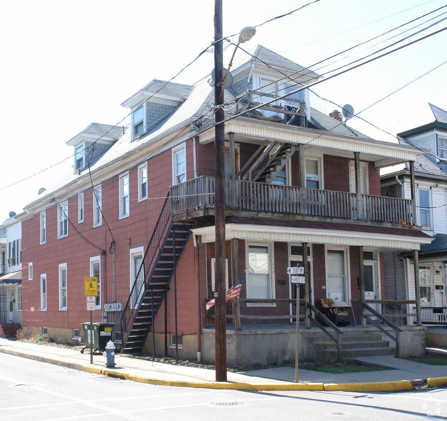 Primary Photo - 539 Arch St