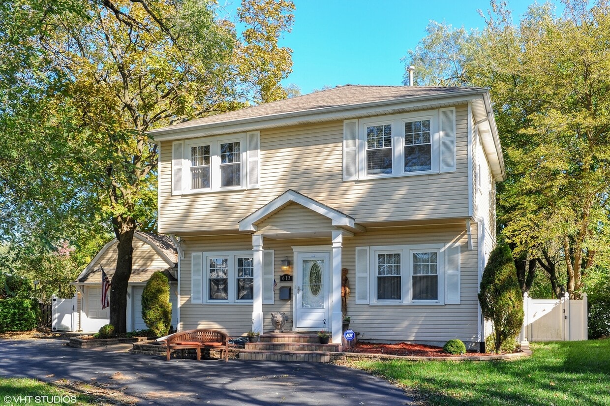 Primary Photo - 613 Greenwood Rd
