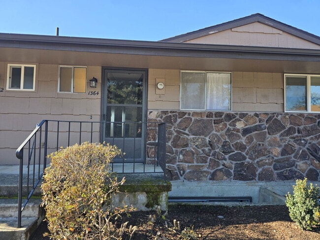 Foto del edificio - 1364 SE Court St