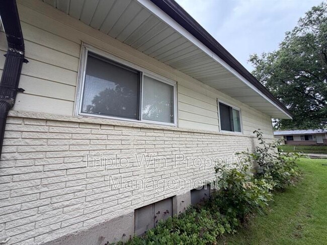 Photo - 10805 LANDSEER DR House