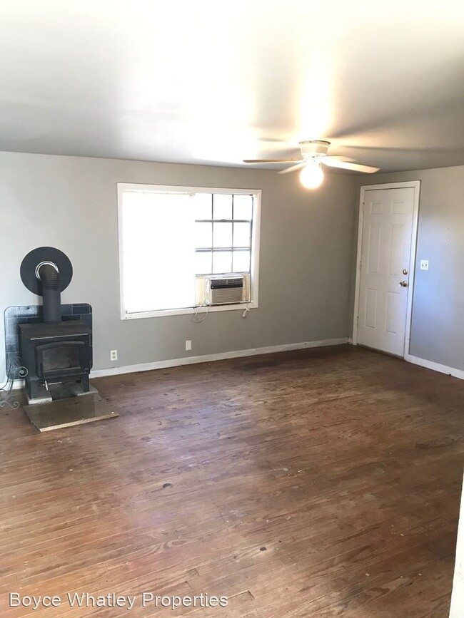 Building Photo - 2 br, 1 bath House - 16399 F.M. 1841