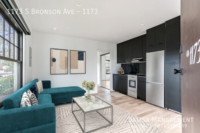 Building Photo - 1173 S Bronson Ave