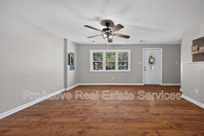 Foto del edificio - 1065 Lindenwood Ave
