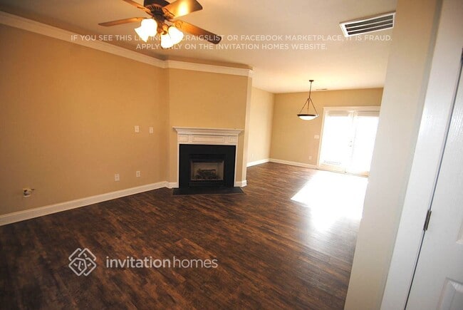Building Photo - 13827 Carleen Way Dr