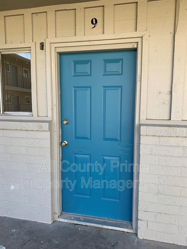 Foto principal - 4706 Yellowstone Blvd