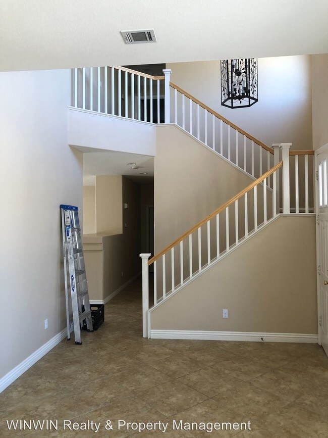 Foto del edificio - 3 br, 3 bath House - 775 Manitoba Ave