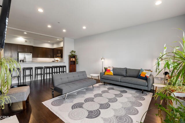 Foto del edificio - 10878 Bloomfield St