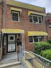Building Photo - 131 S 14th Ave