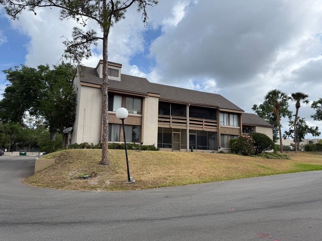 Primary Photo - Newly listed 2/2 Condo in Altamonte Springs!