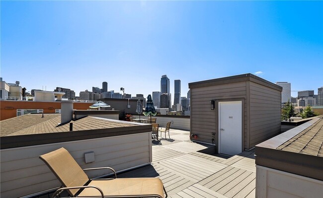 Foto del edificio - 1614 Summit Ave