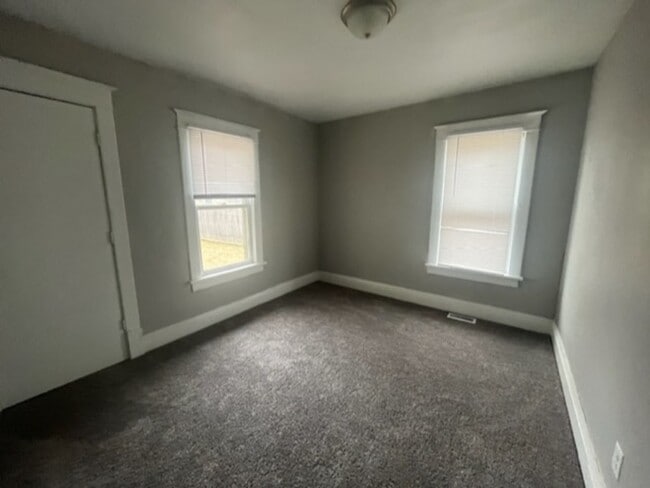 Building Photo - 3 Bedroom 1 Bath House in Colona