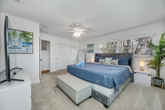 Foto del edificio - 4622 Bay Crest Dr