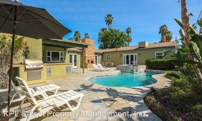 Building Photo - 4 br, 4 bath House - 2029 E. Paseo Gracia