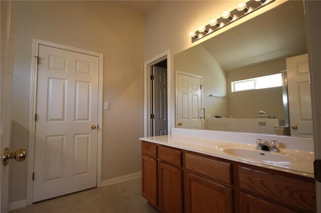 Building Photo - 507 Sweetgum Cove