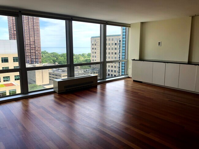 Living Room - 330 W Diversey Pkwy
