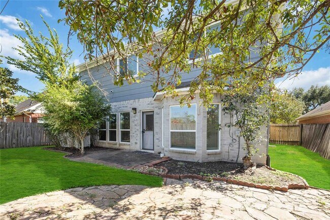 Building Photo - 12714 Sandri Ln