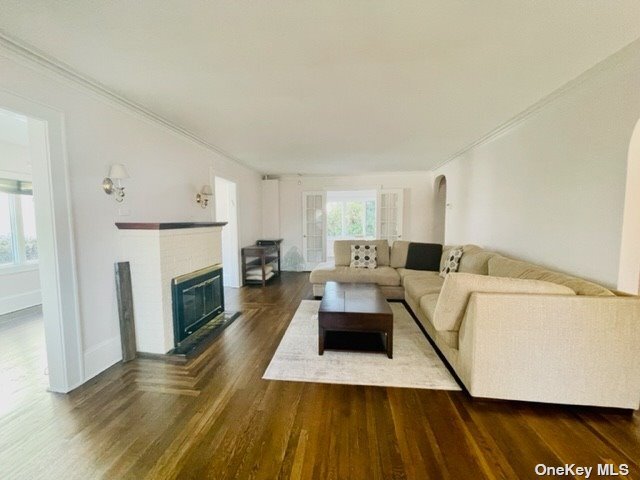 Building Photo - 86-25 Palo Alto St