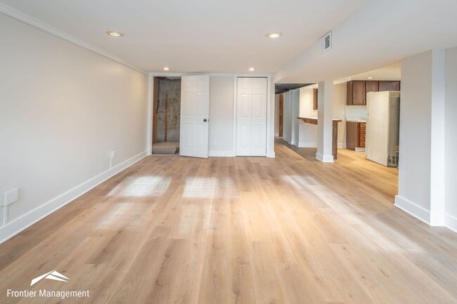 Building Photo - 1112 Woodland St